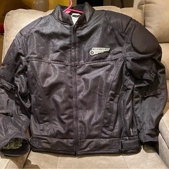 Men’s black First Gear mesh Riding Jacket, like new, with armour. Size large. - Picture 1 of 15